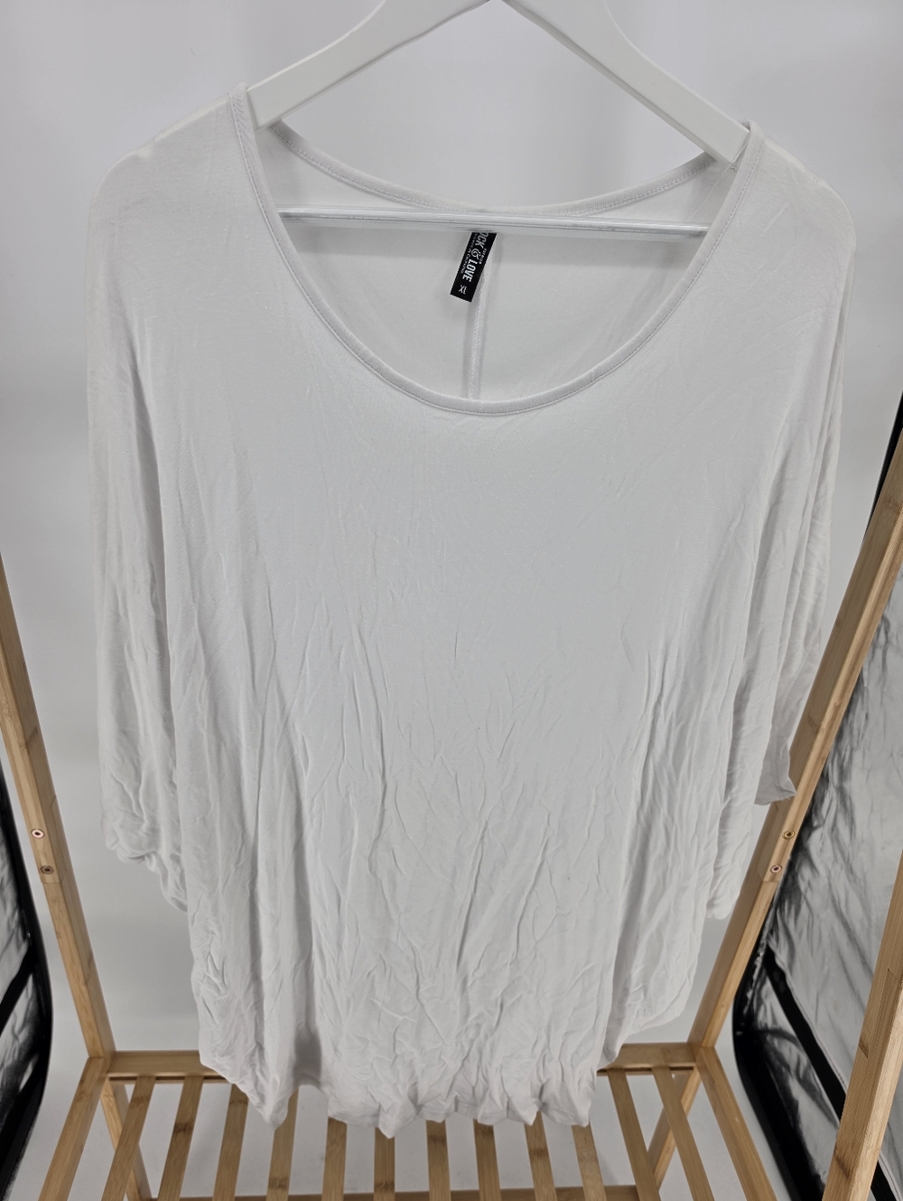 Lock & Love White Slouchy Top XL